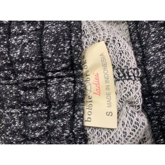 Bobbie Brooks Heather Gray Love Ladies Shorts‎ Size Small - Picture 5 of 7